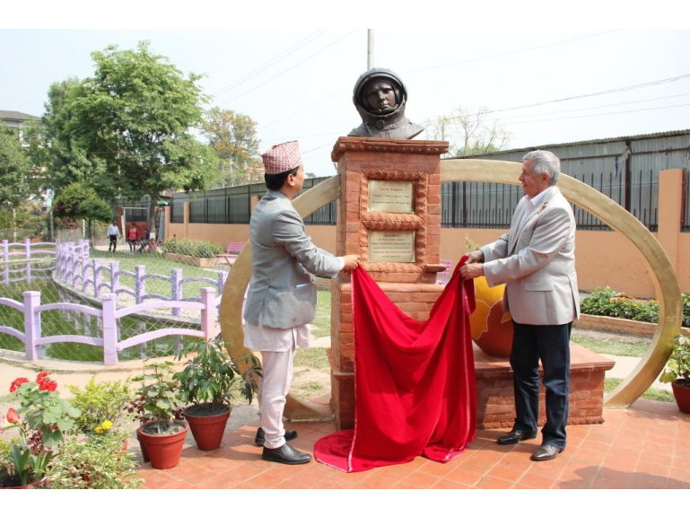 Cosmonaut Viktor Savinykh visited Nepal